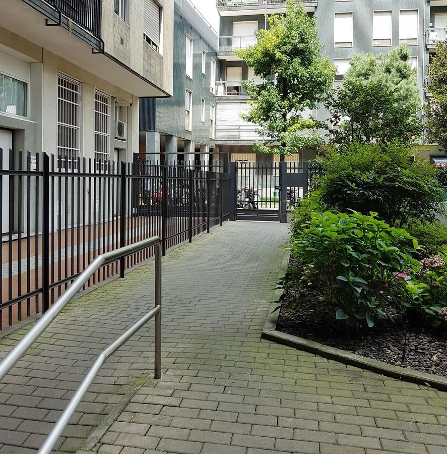Milano Navigli Apartment - Via Tortona Exterior photo